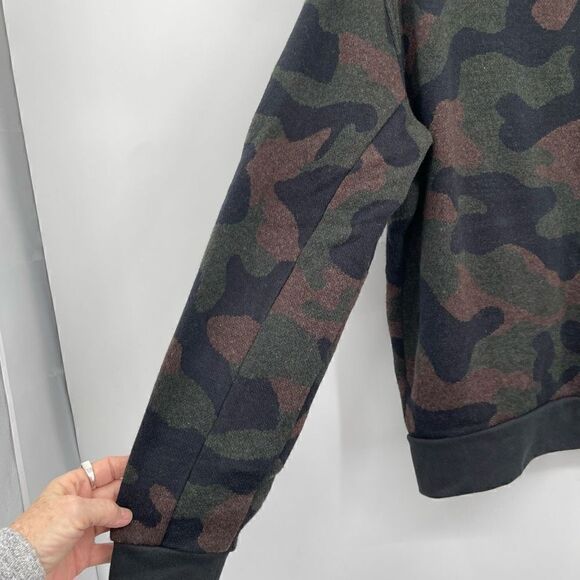 Outerknown Multicolor Camo Print Full Zip Bomber Jacket Size Medium - Picture 7 of 7